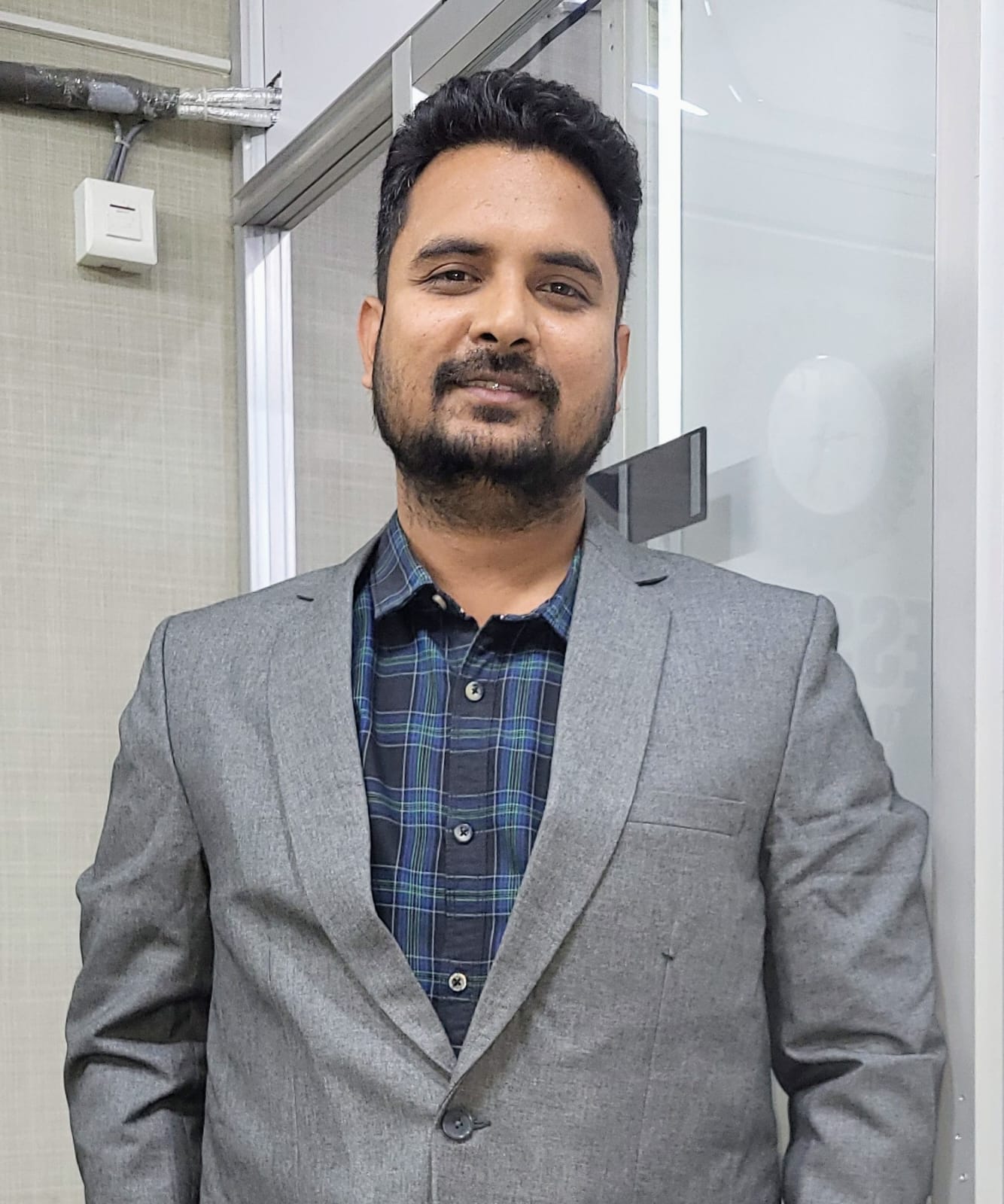 Mr. Ajeet Singh